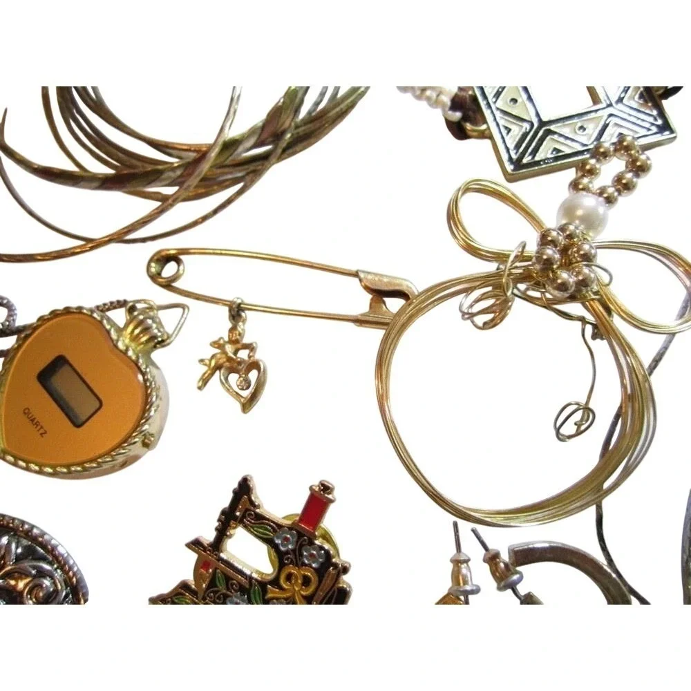 33P Vintage Mod Gold & Silver Tone Jewelry Lot*Bangles*Hair*Charm Bracelets*A205